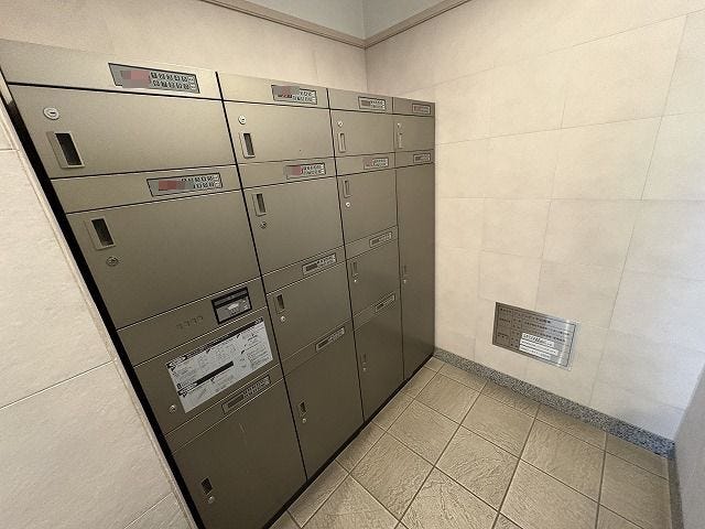 宅配BOX完備