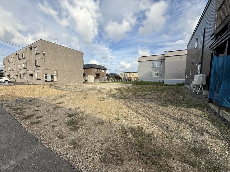 建築前の写真です!