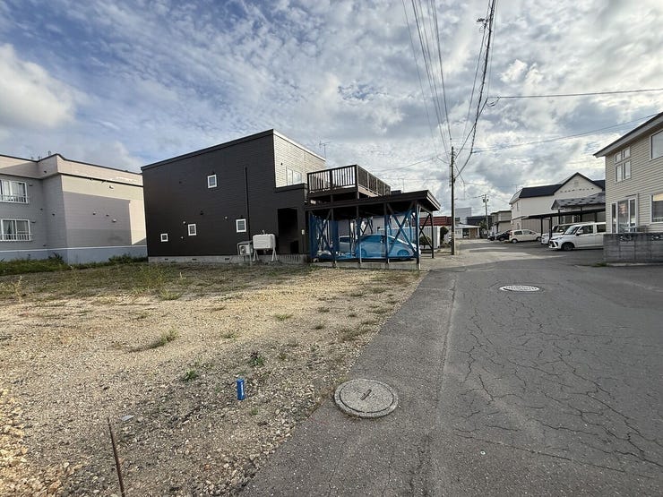 建築前の写真です!