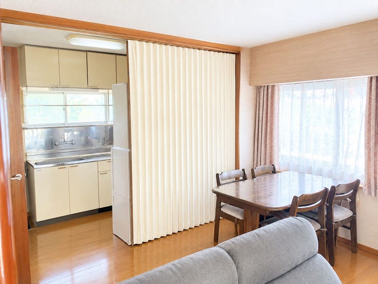 写真は家具・家電等をAI消去加工しております。現況は内覧でご確認ください。