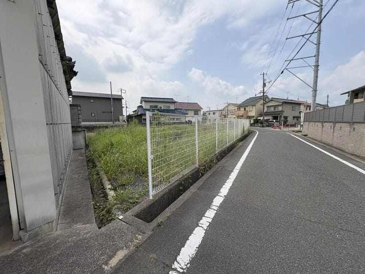 【前面道路含む現地写真】北東側より撮影