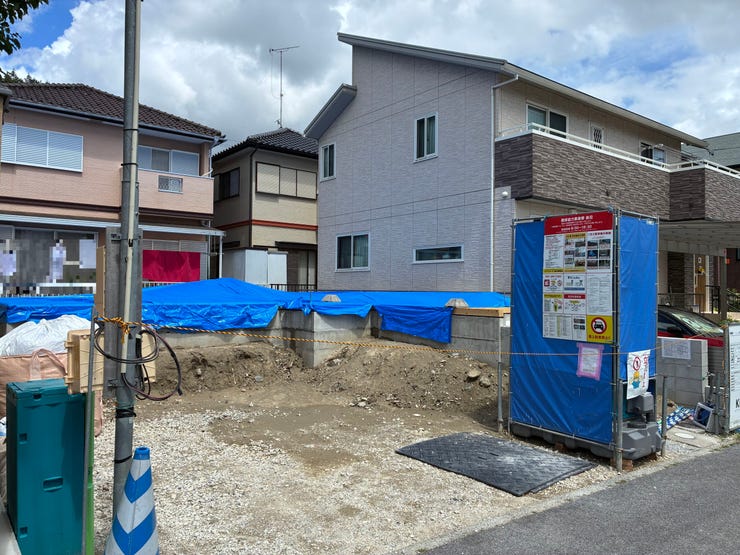 【外観】
令和8年10月完成予定です!学校が近いため通学距離が短く、保護者の方も安心して見守れる環境です。