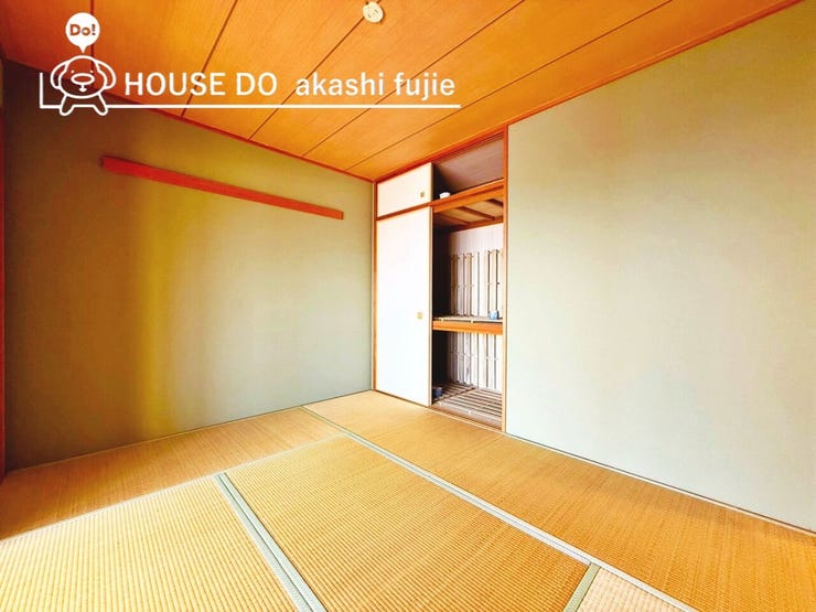 和室約6帖のお部屋になります