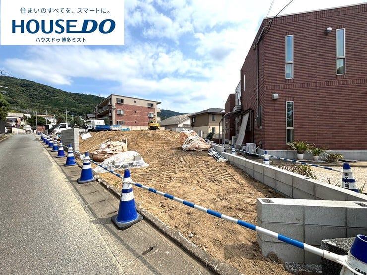 【外観】
【大野城市乙金 3号棟】◆大野東小学校まで歩7分◆約2.2帖のウォークインクローゼットで収納力をアップ!