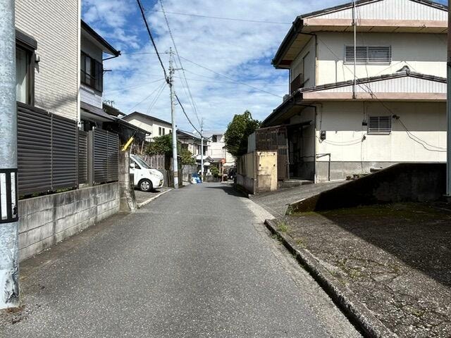 北側道路 西から東方向