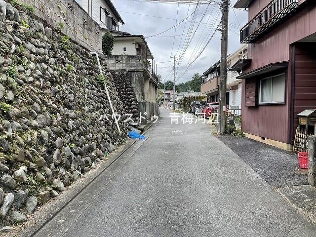 【北西側前面道路】
