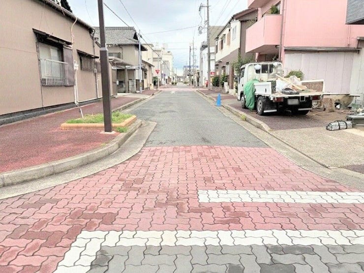 交通量の少ない道路です