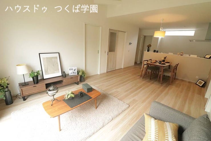 17.9帖のLDKは開放的です。
ゆったり快適に過ごせる空間です。
