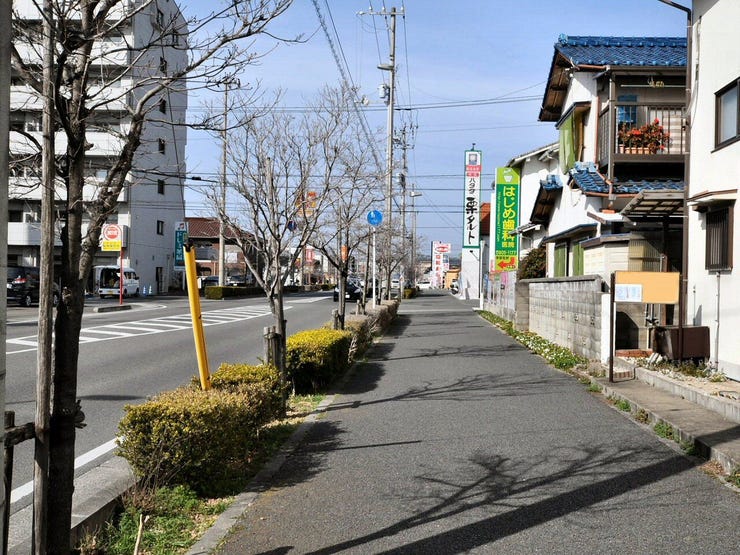西側道路