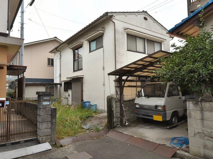 外観を北東側より撮影