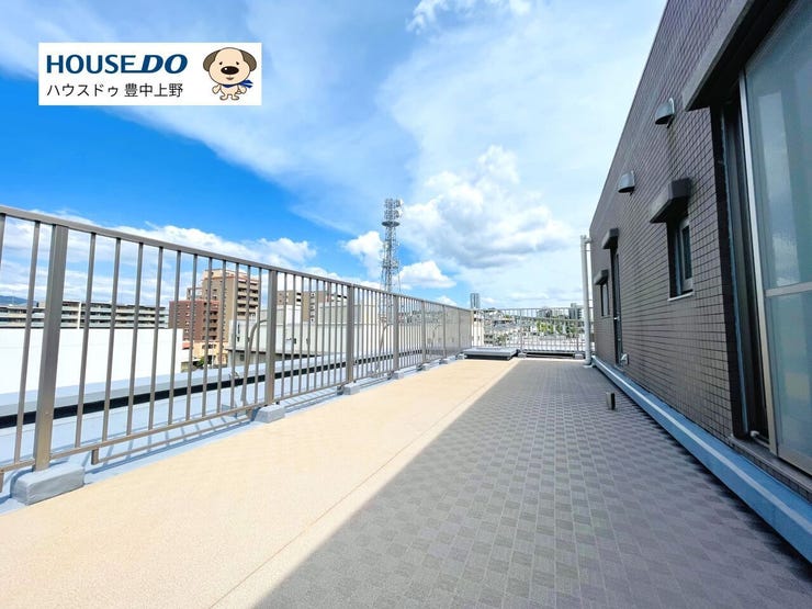 広々38.44㎡のルーフバルコニーが魅力のお住まい!
抜けた眺望で風通しも良好です♪様々な用途でお使いいただけます♪