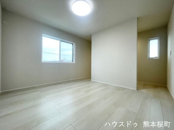 ■2階7帖洋室■心からリラックスできる静けさ、上質な眠りで、毎日をリセットします。明日への活力を養う空間です。
