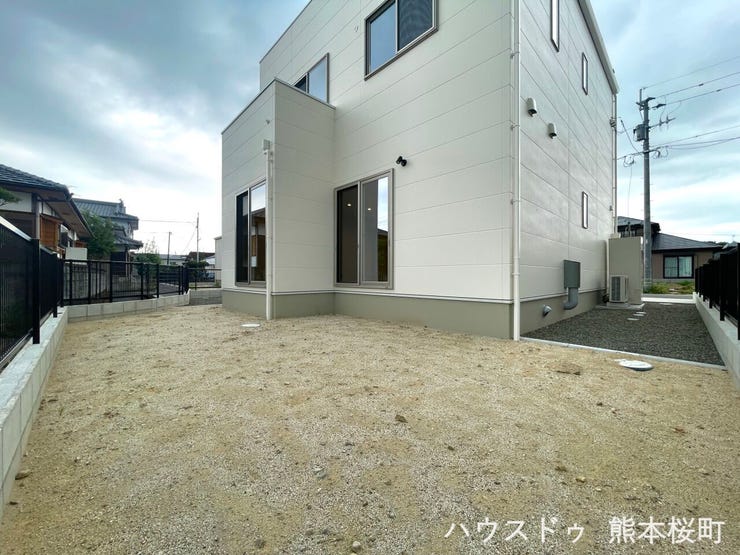 ■遊びと安らぎの多目的空間■子どもが安全に遊べ、ペットと触れ合い、大人も自然に癒やされる、暮らしを彩るスペースです。