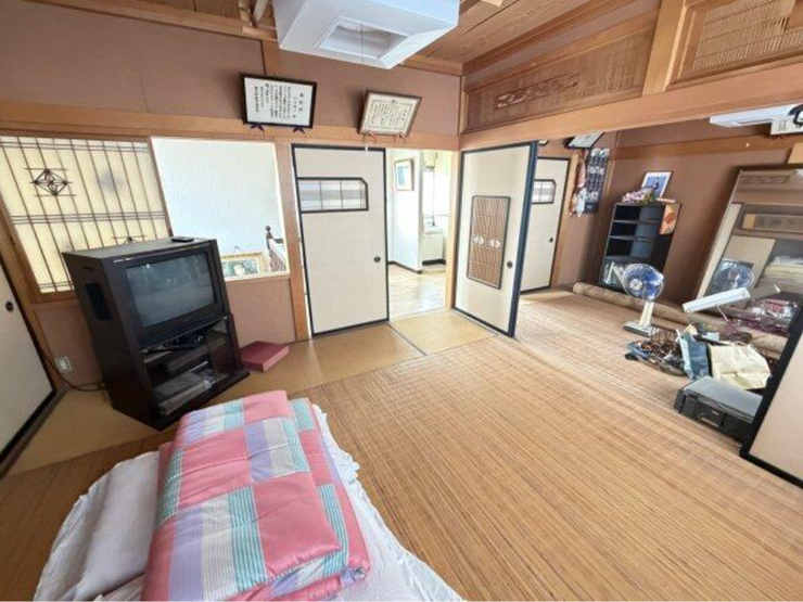 2階8畳和室