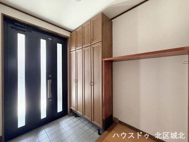 シューズボックス完備。いつでもスッキリ片付く玄関スペースです。