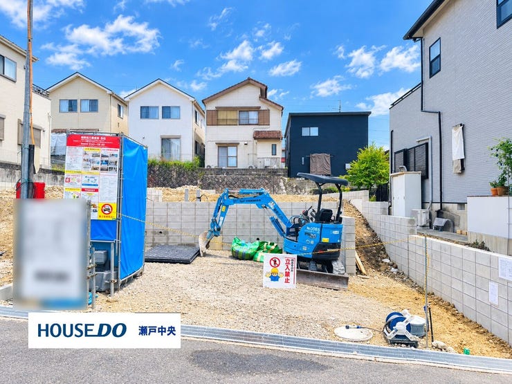 【外観】
完成後の購入では遅いかも?!実は!新築物件
の2件に1件が完成前の状態で売れています!“あなた”にとって理想の物件は、“みんな”にとっても理想の物件かもしれません!一番良い場所を最初に選びましょう!