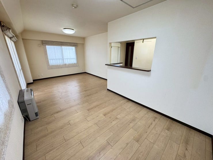 ≪ダイニング≫
家族揃ってお食事を取りながら、団らんを楽しむことができます。