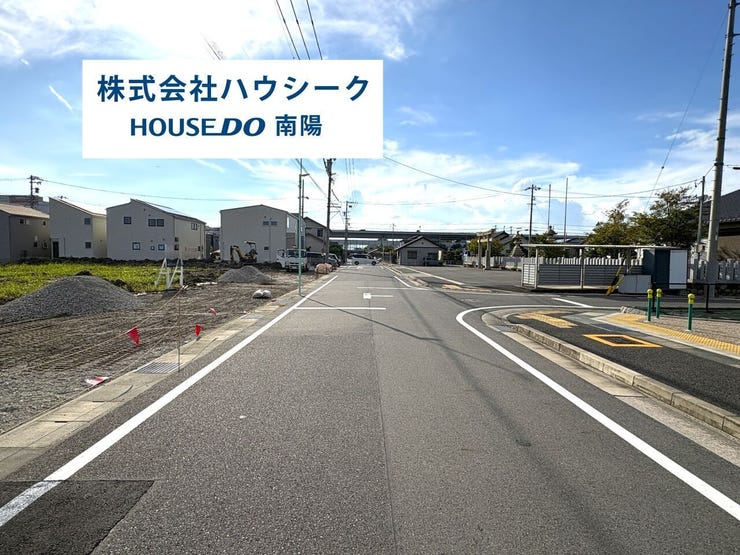 北側前面道路