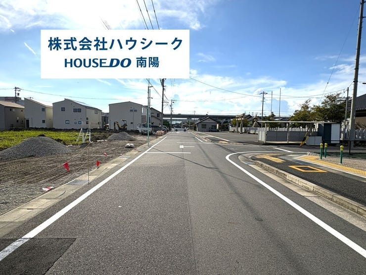 北側前面道路
