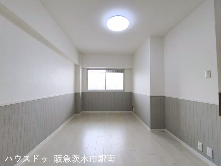 廊下側 6.3帖の洋室
