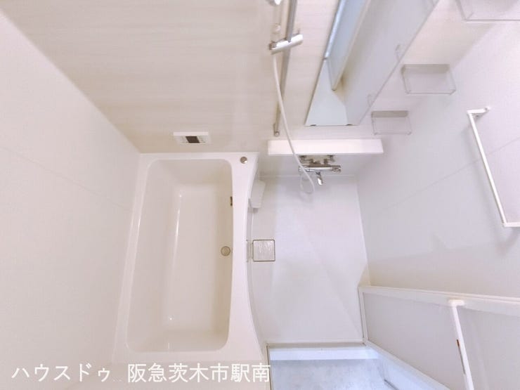 浴室を上から見た様子
