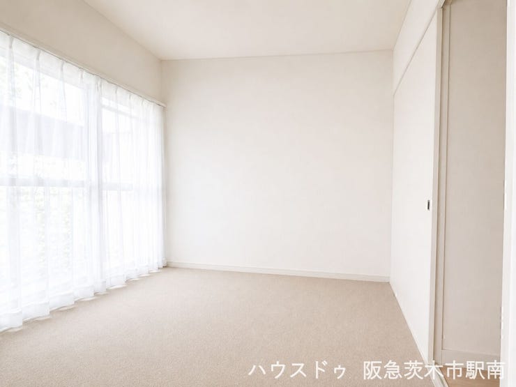 収納付きで使い勝手の良い洋室(※イメージ画像処理)