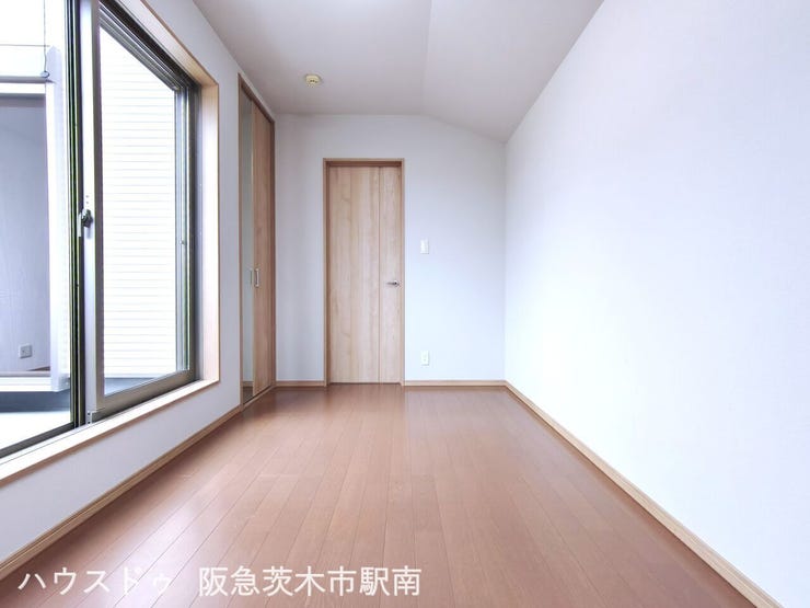洋室7.5帖のお部屋