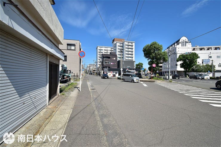 【前面道路】鹿児島市道の前面道路幅は約10m!国道225号線に近く交通アクセス良好♪