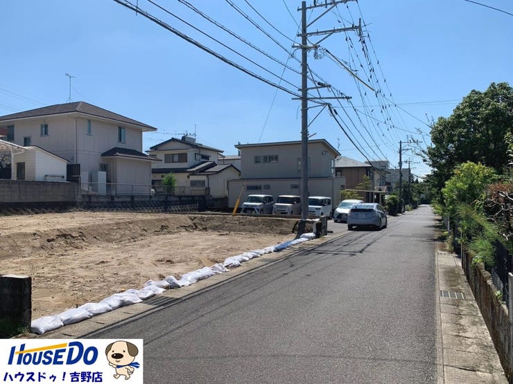 交通量が少ないので駐車もしやすいですね。