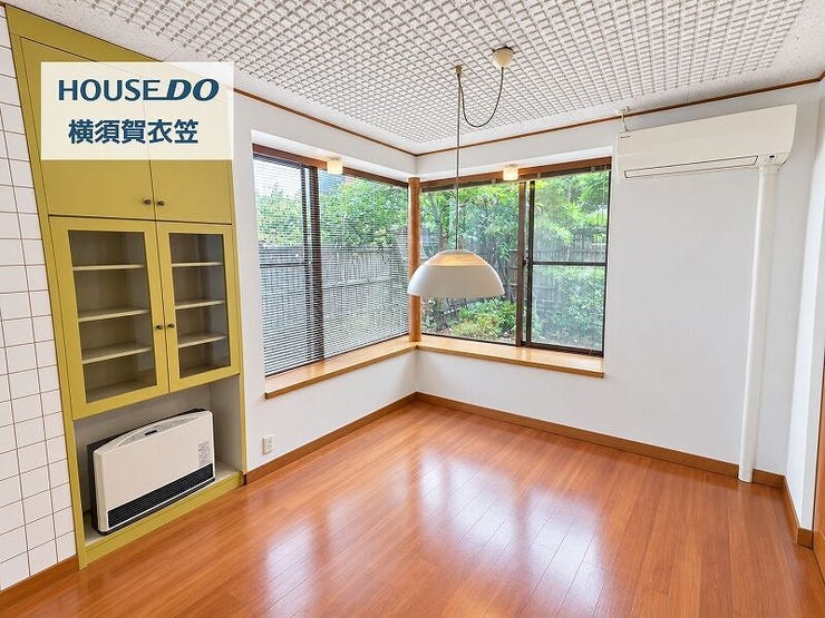 ※この画像はAIにて家具を削除しております。現況と異なる箇所がございますので、予めご了承ください。