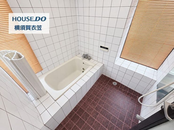 ※この画像はAIにて家具を削除しております。現況と異なる箇所がございますので、予めご了承ください。