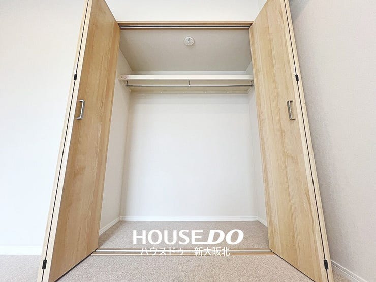 ■全居室収納付き!
■お部屋がスッキリ片付くだけでなく、新しく収納棚を買い足す必要がないので、初期費用が抑えられそうですね!