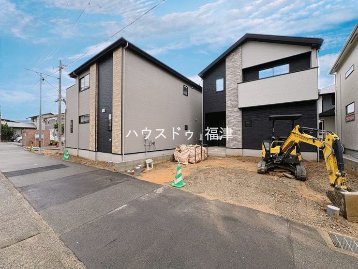未完成物件は立地を確認後、
同メーカーが建てたお家をご案内♪
《古賀市今の庄1丁目 新築戸建》