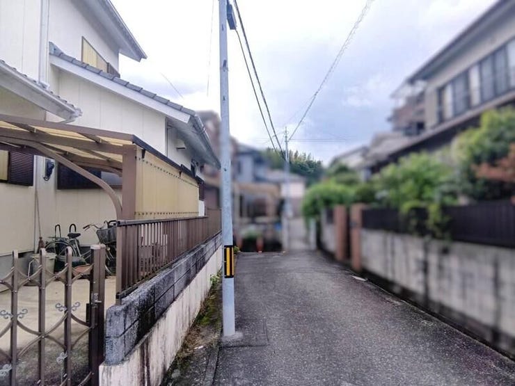 北側道路 東から西方向