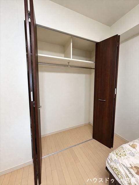 ※家具/小物消しの加工をおこなっています