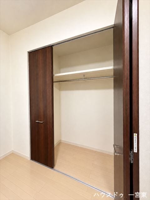 ※家具/小物消しの加工をおこなっています