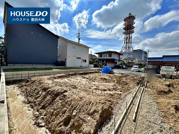 *寺部小学校・高橋中学校*
見るだけ聞くだけOK!【お気軽に資料請求!不動産のことならなんでも/ハウスドゥ豊田大林】