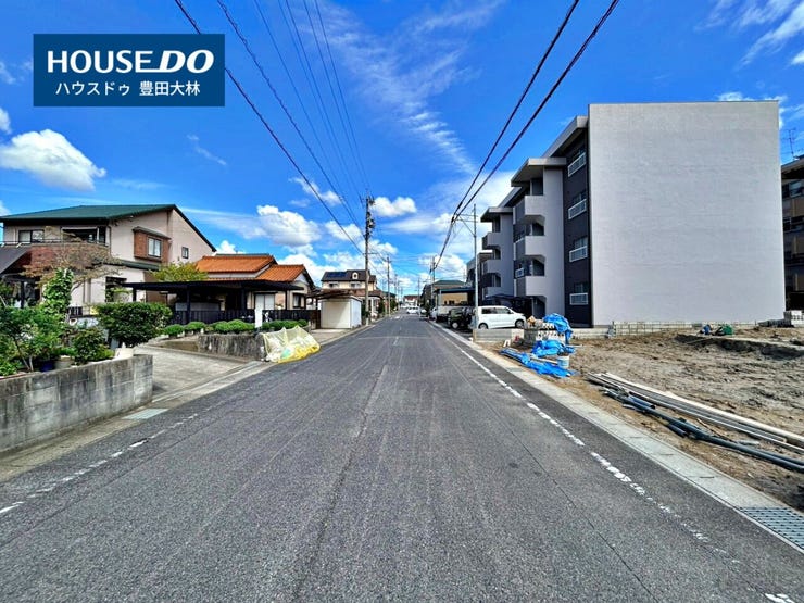 *寺部小学校・高橋中学校*
見るだけ聞くだけOK!【お気軽に資料請求!不動産のことならなんでも/ハウスドゥ豊田大林】