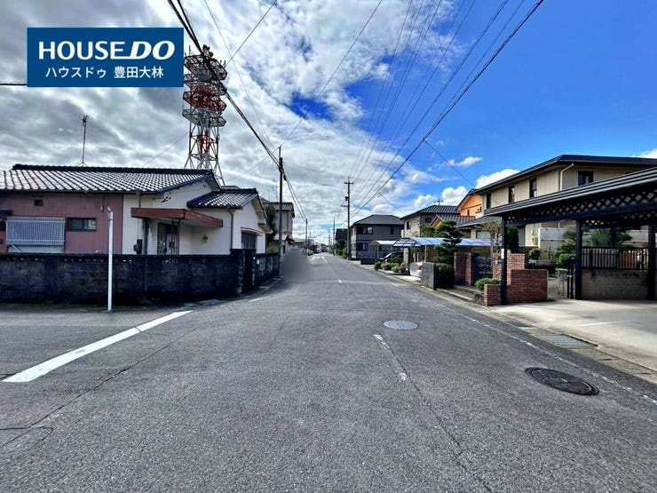 *寺部小学校・高橋中学校*
見るだけ聞くだけOK!【お気軽に資料請求!不動産のことならなんでも/ハウスドゥ豊田大林】
