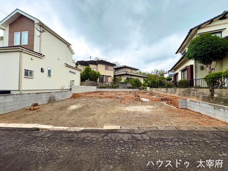 【外観】
■所在地:太宰府市梅ヶ丘1丁目
■建物構造:木造
■駐車台数:3台
■現況:更地
■引渡日:2027年1月下旬予定
※現況と異なる場合は、現況優先となります。