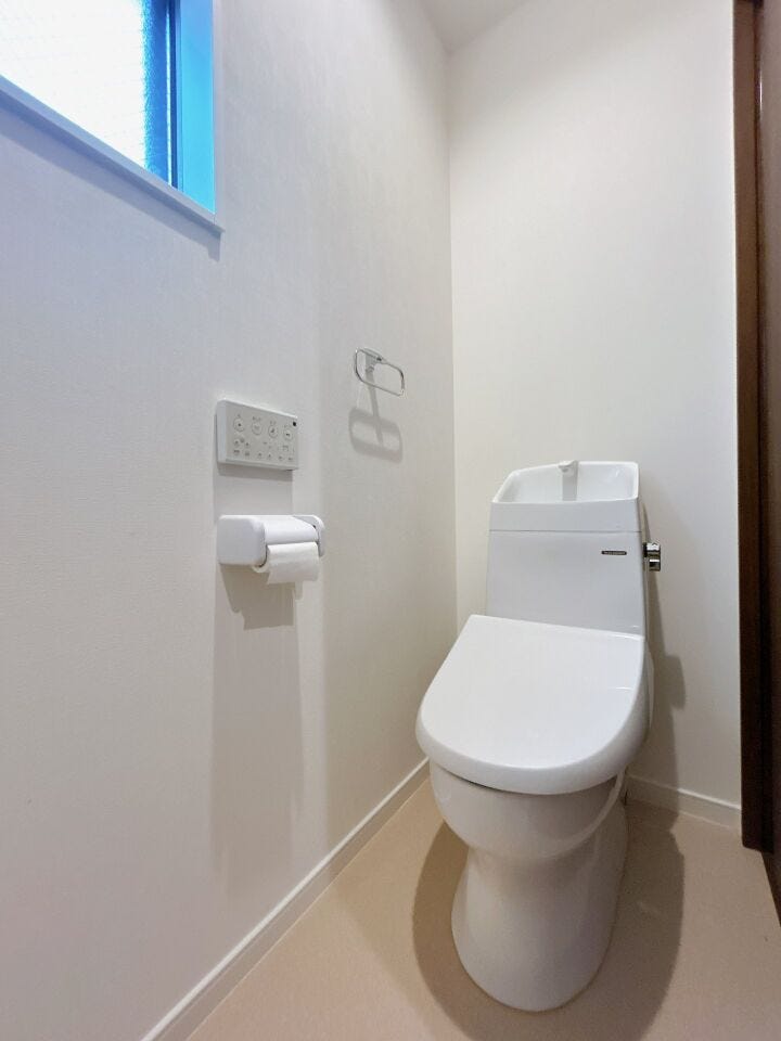 【現況販売中】2階トイレです