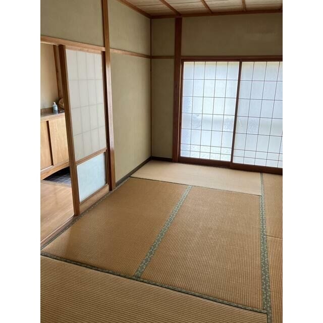 1階6帖和室。