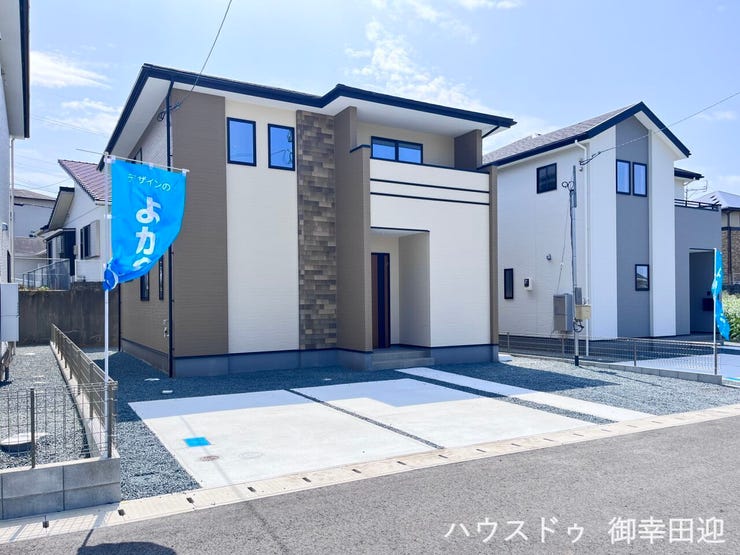 ■車と趣味の幅が広がる場所■単なる駐車スペースではない、洗車やタイヤ交換、DIYにも使える多目的な屋外スペースです。