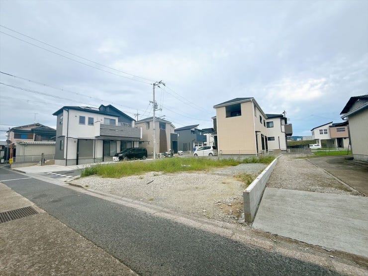 閑静な住宅地で子育て環境にもピッタリです◎