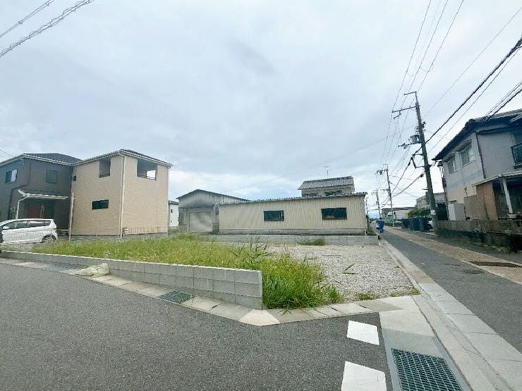 自然に包まれ心が豊かになる明るい街です。新しい住まいで新生活を始めていただくのに最適な環境です。