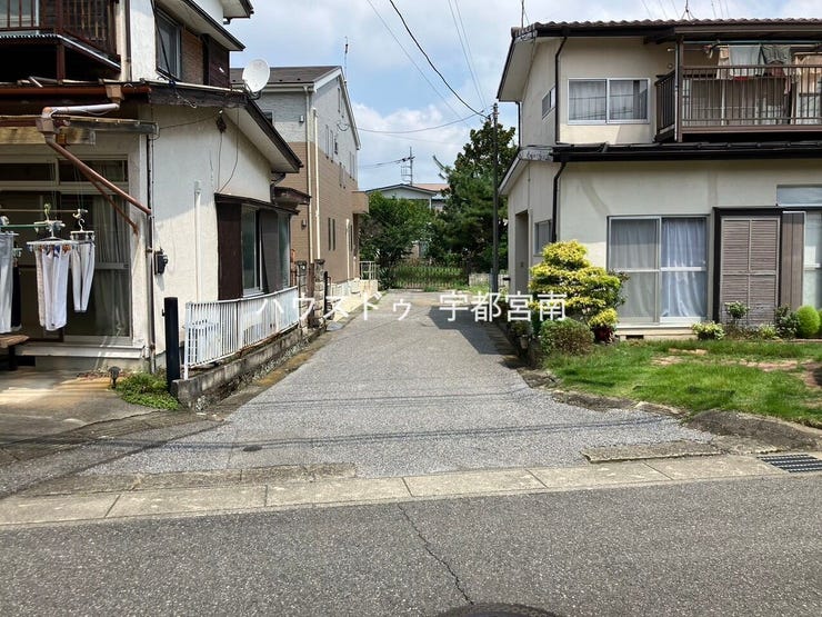 隣接道路 南側