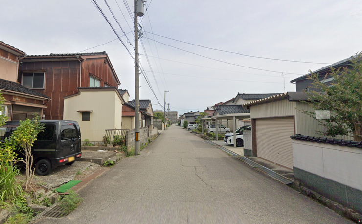 前面道路南側からの画像