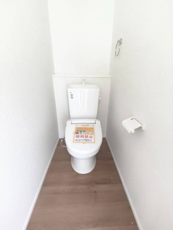 2階にもトイレがあり、朝の混雑の解消にも役立ちます