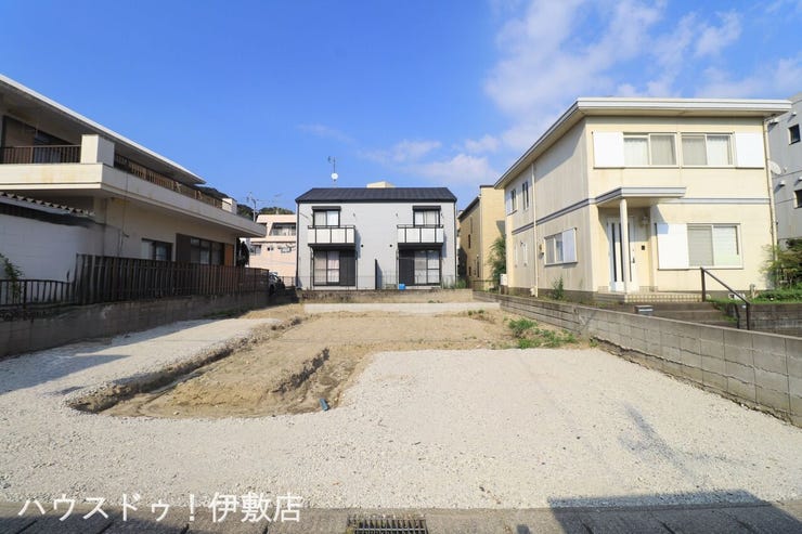 伊敷１丁目 新築戸建 【外観写真】
同仕様物件即内覧可能です！実際に見て、触れてみてください。
お好きなお時間に見学できます。お気軽にお問合せください。