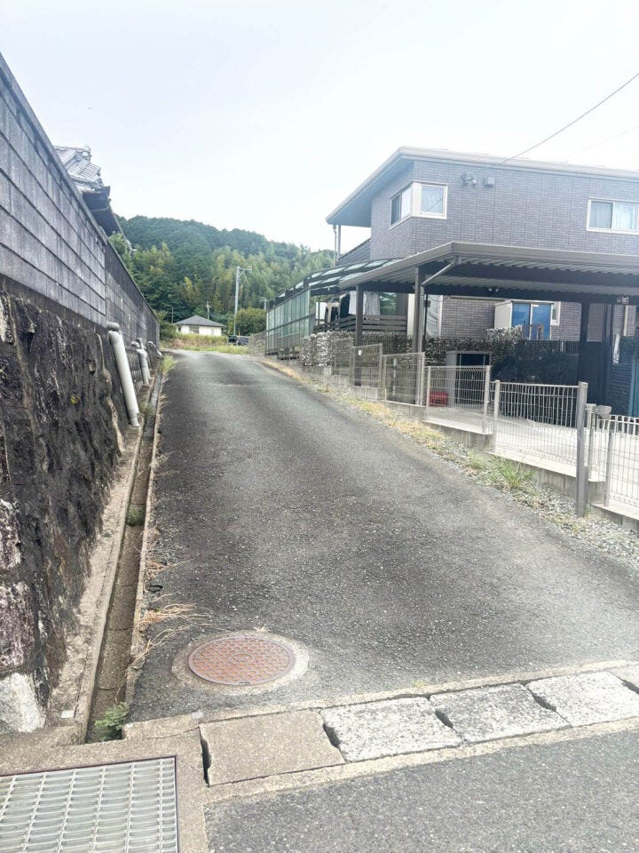 遠賀郡岡垣町の中古戸建♪土地広々270坪♪昔ながらの日本家屋♪